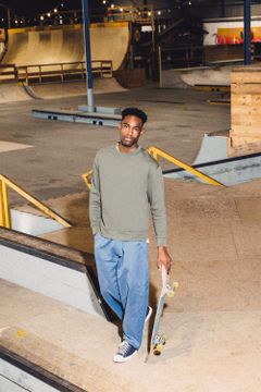 Unisex Sweatshirt mit Rundhalsausschnitt und hängenden Schultern aus gebürstetem Molton, Foto 5