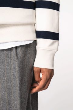 Unisex-Sweatshirt mit gestreiftem Rundhalsausschnitt und überschnittenen Schultern, Foto 10